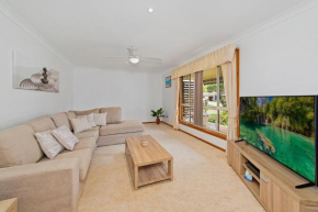 DEJABLU- 8 Cook Drive SWR - No Sheets or Towels Provided, South West Rocks